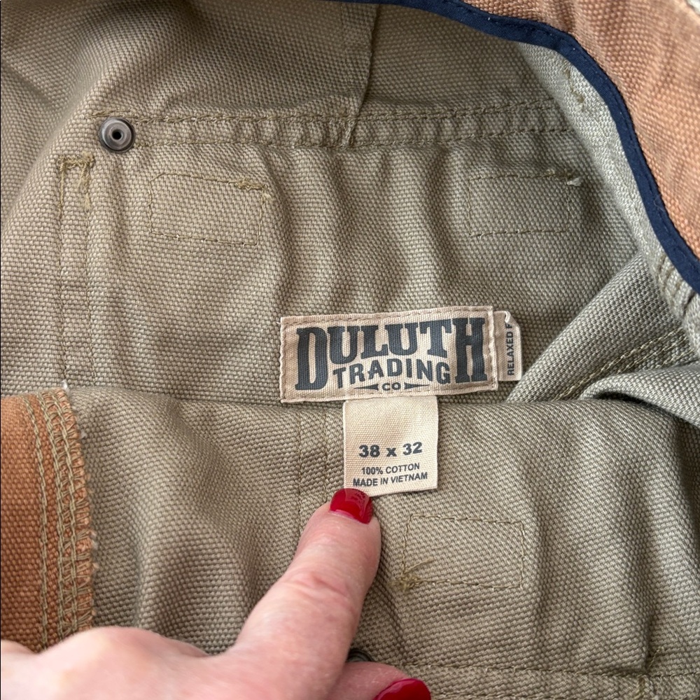 Duluth Trading Co Men's Khaki Cargo Pants - Picture 2 of 5